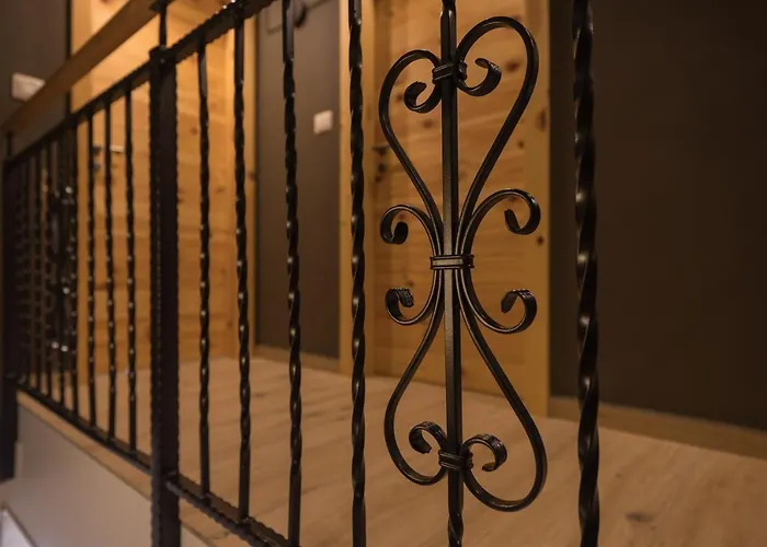 Privillage Stare - &